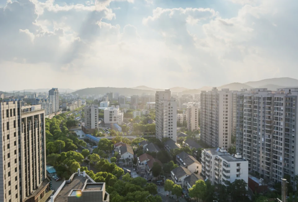 real estate in Mumbai showing building